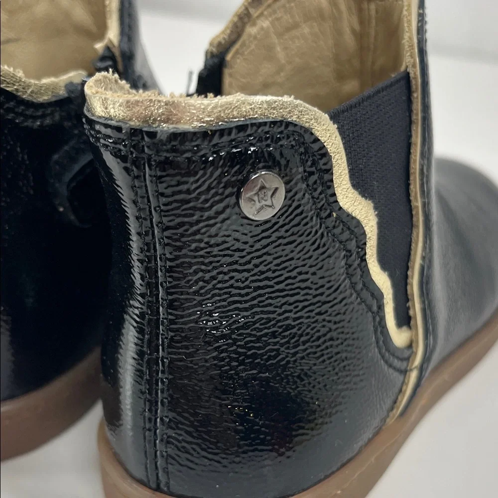 New Naturino Kids' Chelsea Boot Black Girls Size 9.5 Toddler